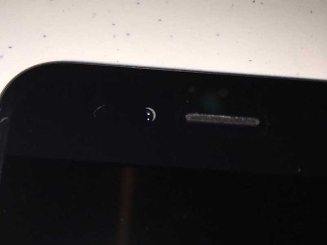 iphone-6-camera-misaligned-crescentgate.