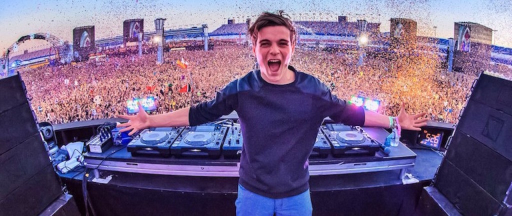 martin-garrix-945-4501-1-800x381
