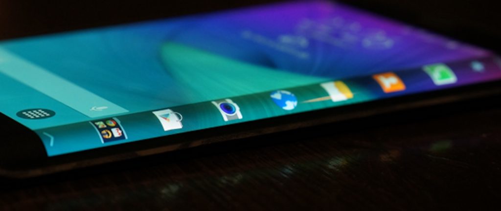 Samsung_Edge_Dramatic_Curve_09-14